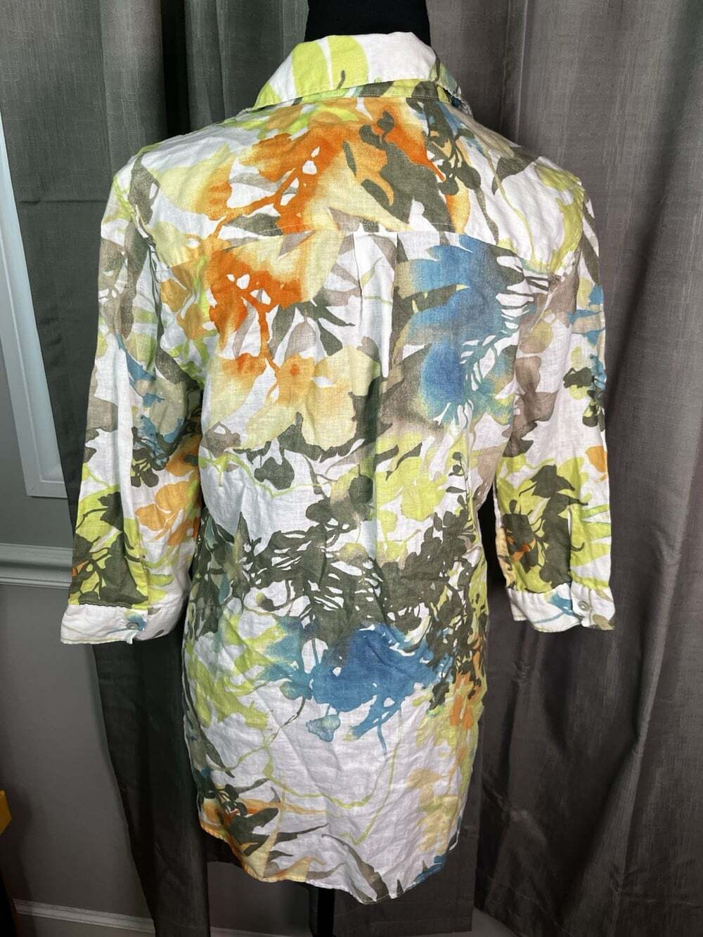 Chicos Abstract Art No-Iron Linen Button Down Shirt Blouse Top Tropical Sz 0 - Picture 8 of 8